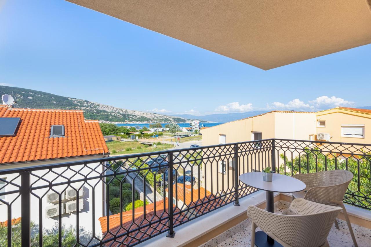 Hotel Vila Iris Baska 2 Esterno foto
