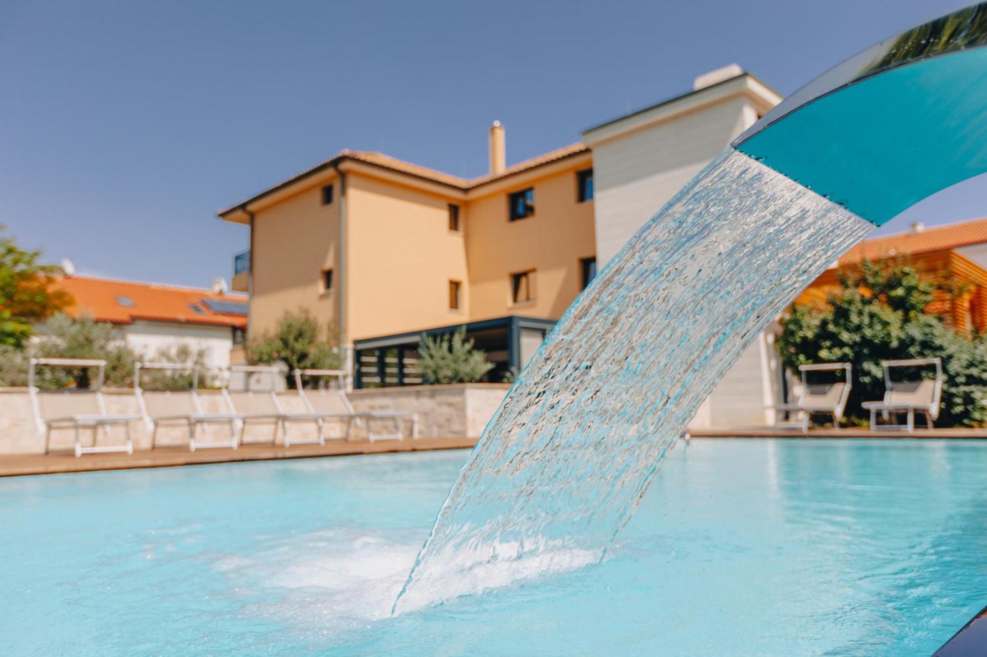 Hotel Vila Iris Baska 2 Esterno foto